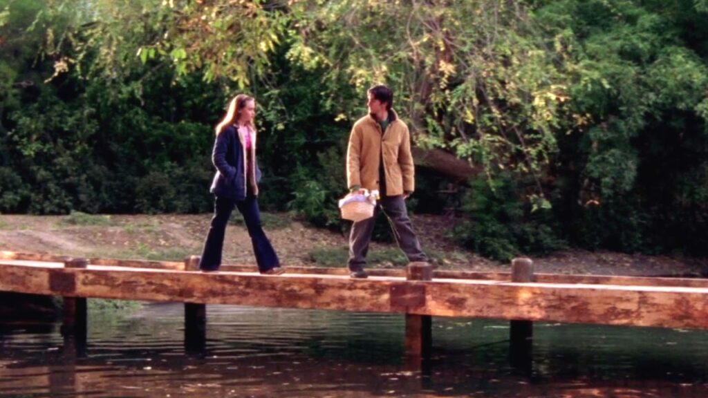 Gilmore Girls (2000-2007) (Image: The CW)